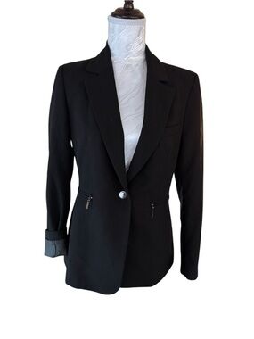 BAR III Classic Black Women's Blazer - Tailored Single-Button Jacket
